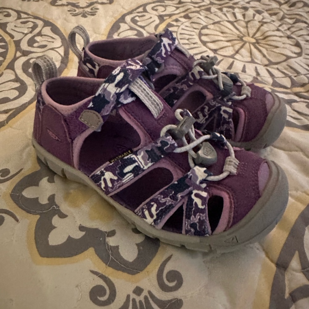 Keen Kids Purple Open-Toe Water Sandals with Gray Accents